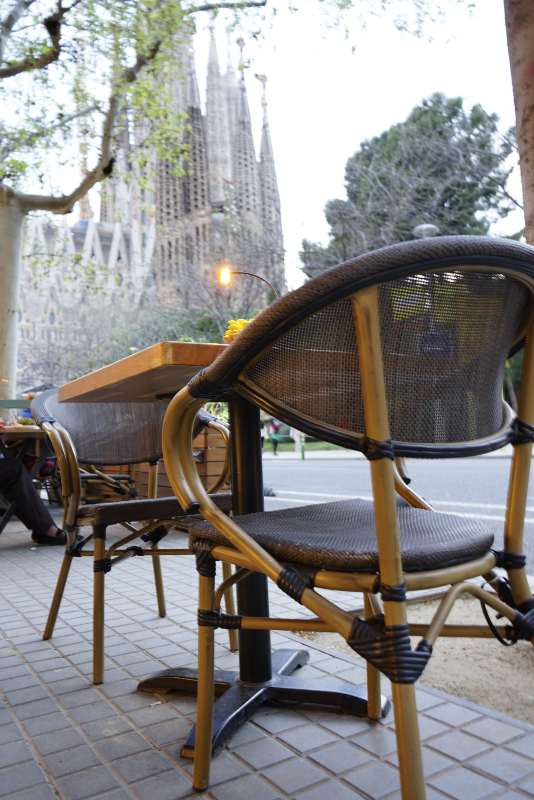 Terrassa Tuscania al capvespre amb vistes a la Sagrada Família